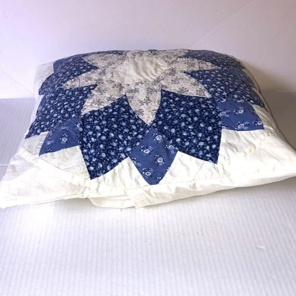 STARBURST Country Farmhouse Floral Quilted Pillow and Case 17 x 17 inches